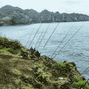 afternoon-rock-fishing-gunung-kidul-9-hours