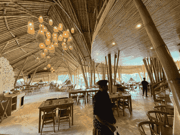 bebek-tebasari-resto-at-rice-terrace-tegallalang