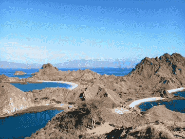 explore-komodo-island-tour-by-east-cruise-komodo