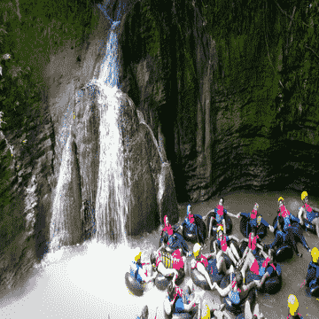 river-tubing-green-santirah