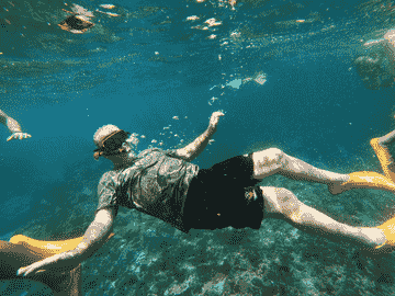 3-point-snorkeling-at-nusa-panida-island