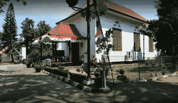 tour-kampung-portugis-tugu-by-campa