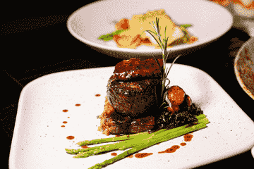 giorgio's-riverside-royal-orchid-sheraton-hotel