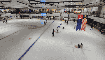blue-ice-skating-rink-@-paradigm-mall-johor-bahru