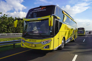bintan-land-transportation:-bus-max-(25-30-seater)