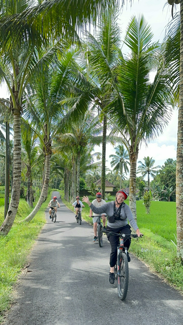 downhill-cycling-in-the-north-of-ubud