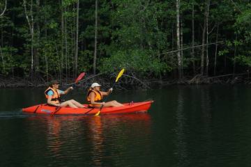langkawi-kayaking-adventure-&-swimming-with-lunch---share-tour-option