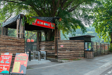 jagat-satwa-nusantara---farm-house