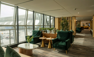 the-coral-lounge-at-suvarnabhumi-international-airport