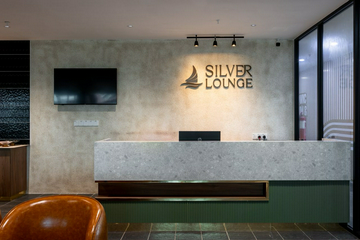 silver-lounge