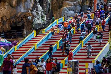 kuala-lumpur-private-tour-to-batu-caves-hot-springs-and-waterfalls