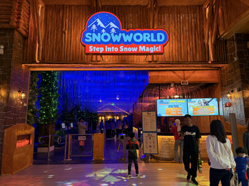 snow-world-theme-park-ticket-in-genting-highlands