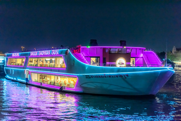 bangkok-chaophraya-cruise-at-asiatique