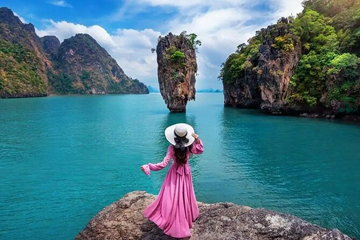 join-tour-james-bond-island-longtail-boat