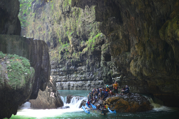 body-rafting-green-canyon-pangandaran-–-short-track-(5-km)