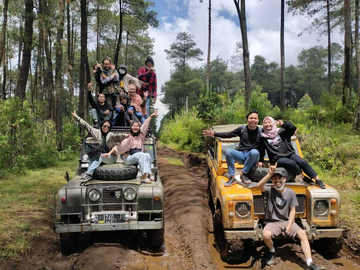 fun-offroad-cikole-lembang-bandung-–-land-rover-adventure