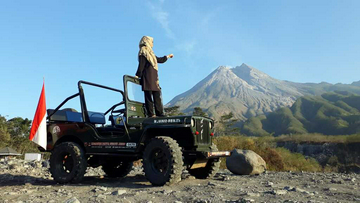 jeep-merapi-lava-tour-–-yogyakarta