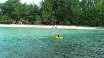 open-trip-karimunjawa-island-3-days-2-nights-–-kmp-siginjai-ferry