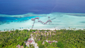 private-trip-derawan-4-days-3-nights-–-via-berau