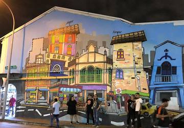 down-to-the-bare-walls-walking-tour-at-little-india