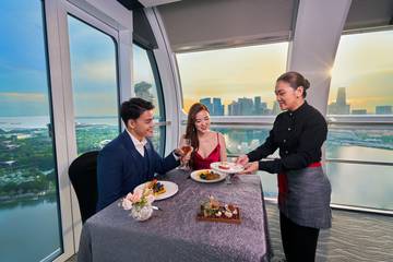 165-sky-dining-by-singapore-flyer