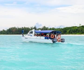 mengalum-island-snorkeling-day-tour-(min.-4-pax-to-go)