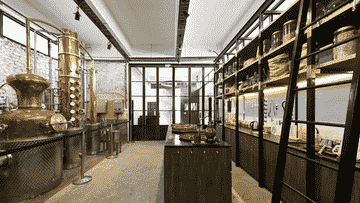 brass-lion-gin-distillery-tour