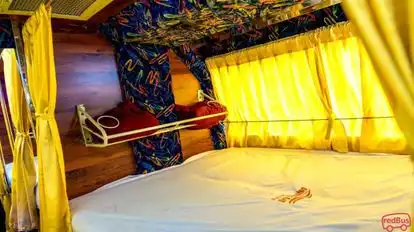 Maharaja Travels Bus-Amenities Image