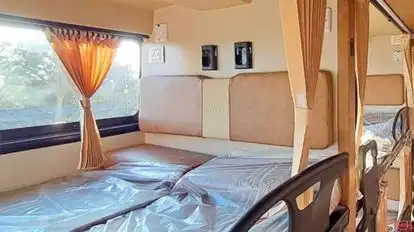 Shri Swaminarayan Travels Bus-Seats Image