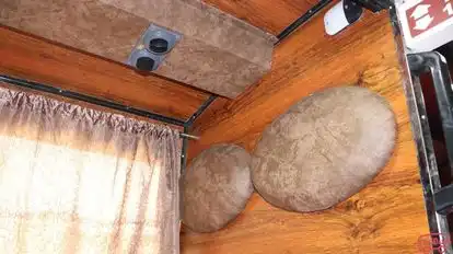 Mangalmurti Travels(MAHAKAL) Bus-Amenities Image
