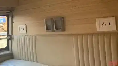 Pammi Travels Bus-Amenities Image