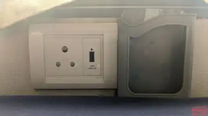 Balaji Cabs Bus-Amenities Image