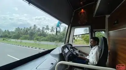 SK Balu Bus Bus-Amenities Image