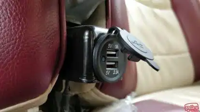 City Land Travels Bus-Amenities Image