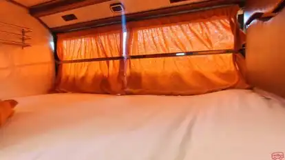 Shri Ganesh Travels (LR SIYOL) Bus-Seats Image