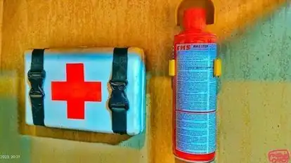 New India Travels Bus-Amenities Image