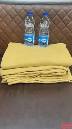 New India Travels Bus-Amenities Image