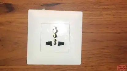 Shree Krishna Travels Bus-Amenities Image