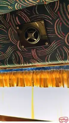 Vivek Travels Bus-Amenities Image