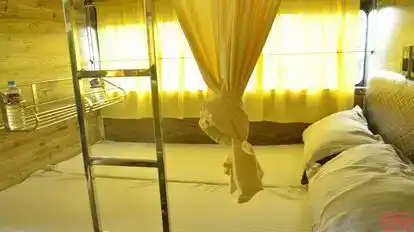 Kamakshi Tours And Travels Bus-Amenities Image