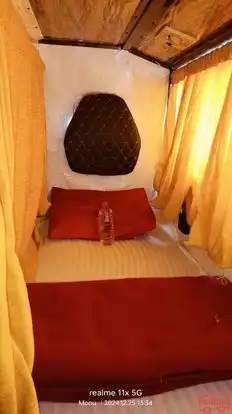 Pinky Gudiya Travels And Cargo Bus-Seats Image