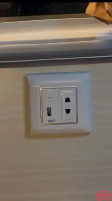 Universal  Travels Bus-Amenities Image