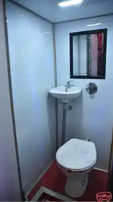 Shatabdi Travels Bus-Amenities Image