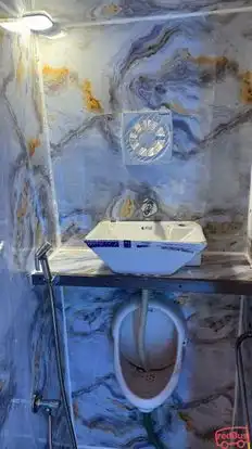 Kashi Vishwanath Tours and Travels Bus-Amenities Image