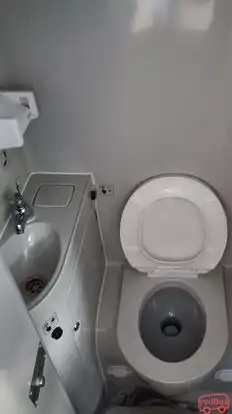 Pankaj & Jain Travels Bus-Amenities Image