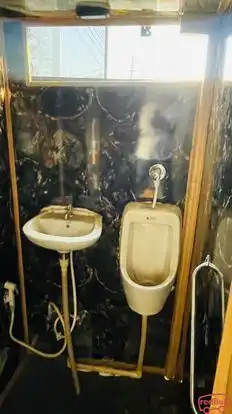 Baba Travels Mathura Bus-Amenities Image