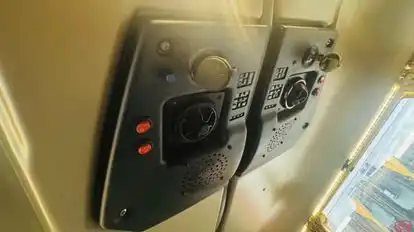 JaiSai Roadlinks (JSR) Bus-Amenities Image