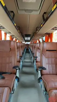 JaiSai Roadlinks (JSR) Bus-Amenities Image