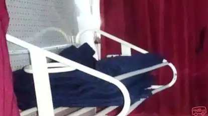 Gowri Shankar Travels Bus-Amenities Image
