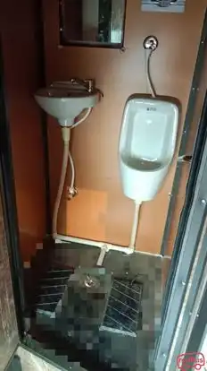 RS Chandra travels Bus-Amenities Image